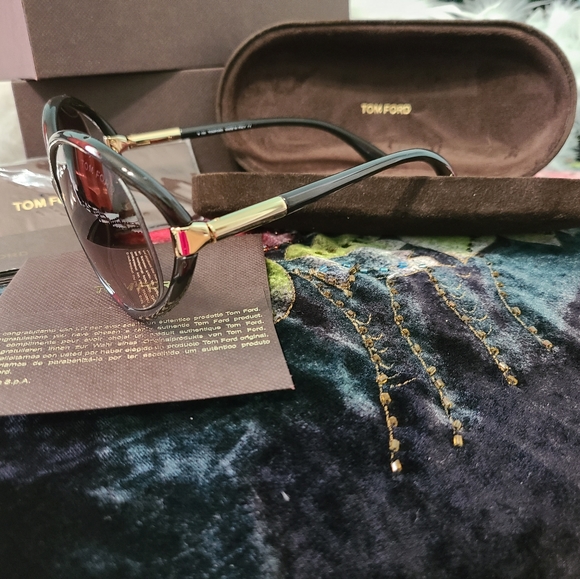 NWOT Tom Ford Sunglasses - Picture 5 of 6